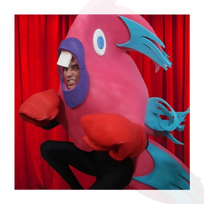 Kid Mahi, underwater pugilist